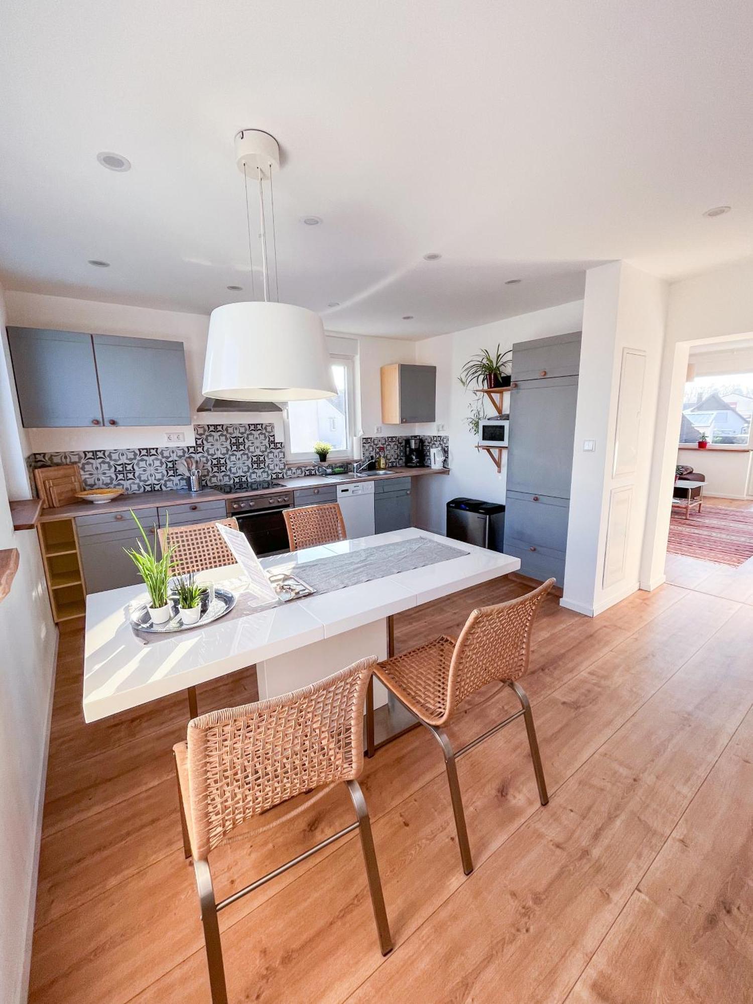 Helle Und Gemuetliche Ferienwohnung In Lorsch Eksteriør billede